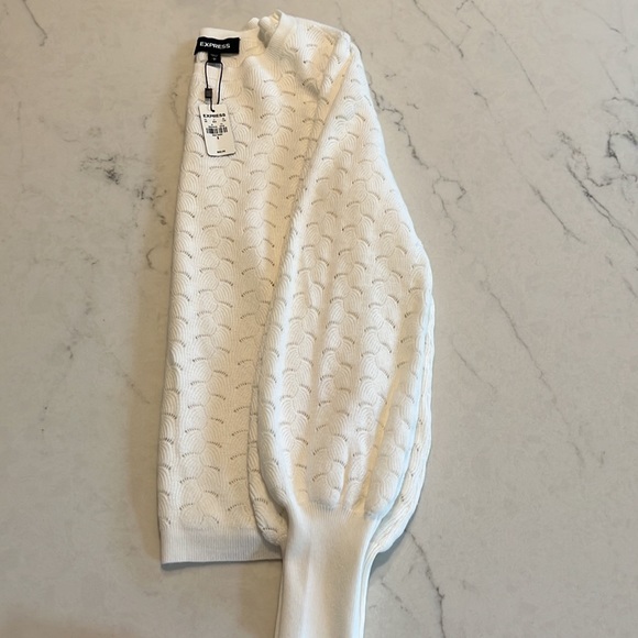 White sweater - Picture 3 of 4